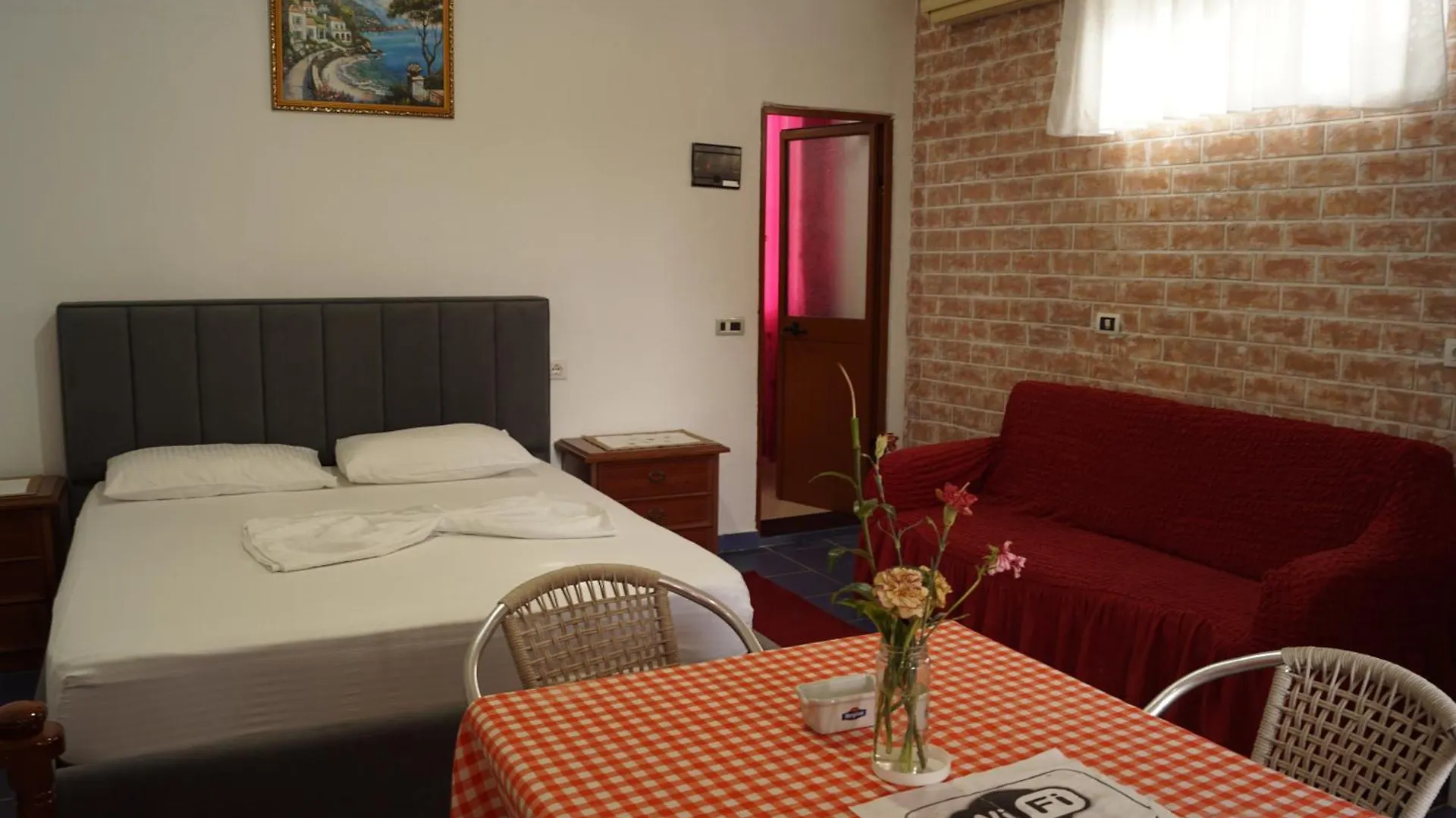 Villa Duka Vlorë 3*,